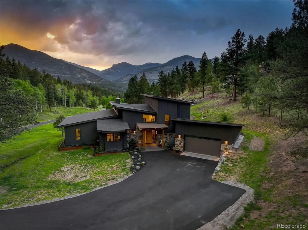 338 Red Lily Place, Evergreen