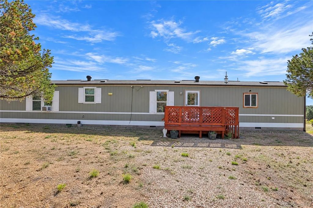 2592 Comanche Drive, Walsenburg