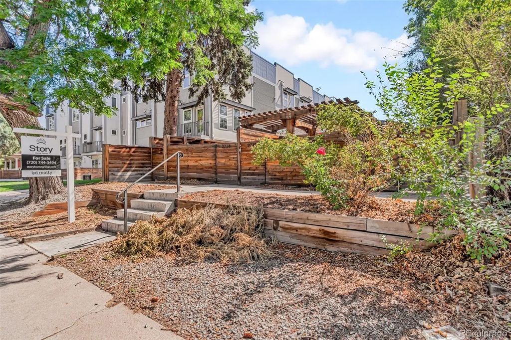 2714 N Federal Boulevard, Denver