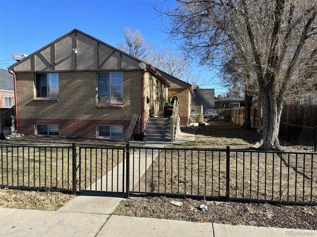 1480 Boston Street, Aurora
