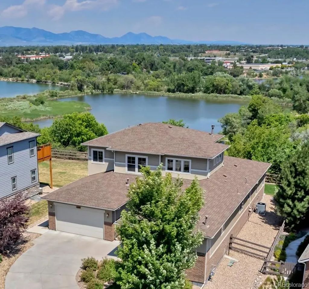 11890 W 39th Place, Wheat Ridge