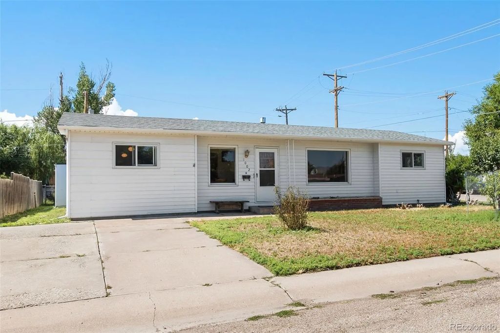 1002 E 2nd Street, Florence