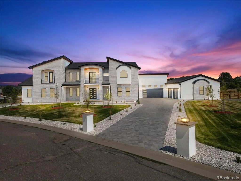 6776 S Flanders Court, Centennial