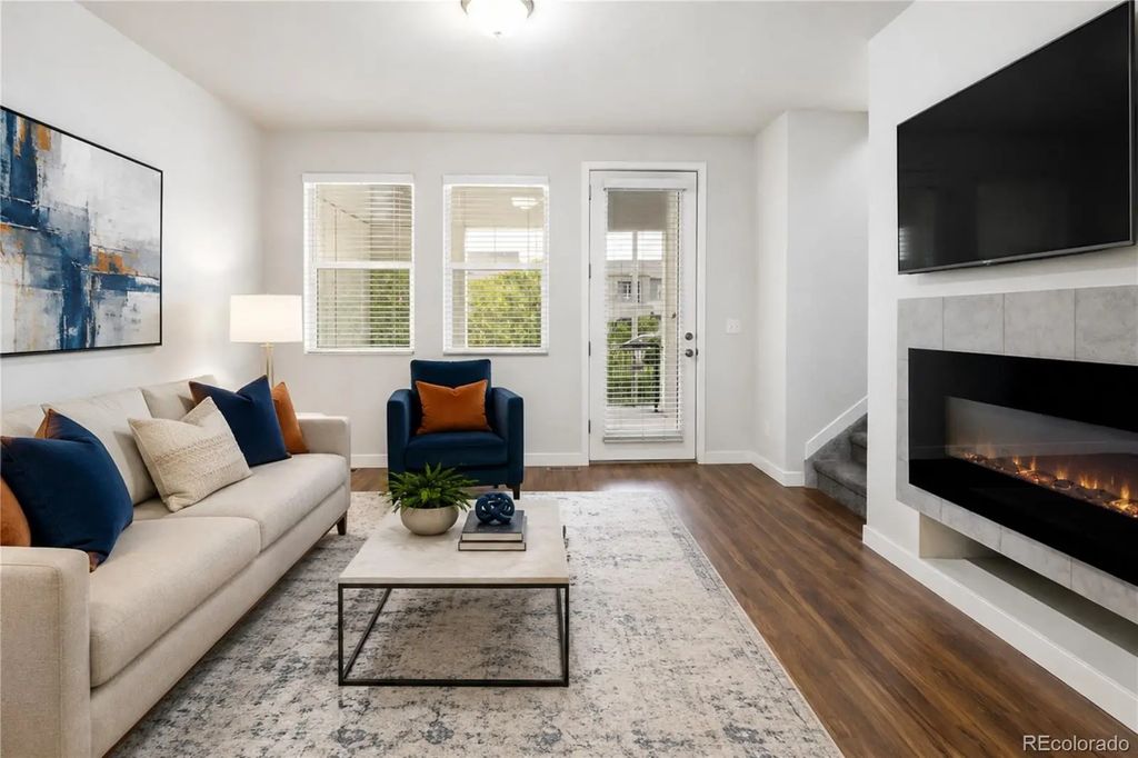 11256 Uptown Avenue, Broomfield