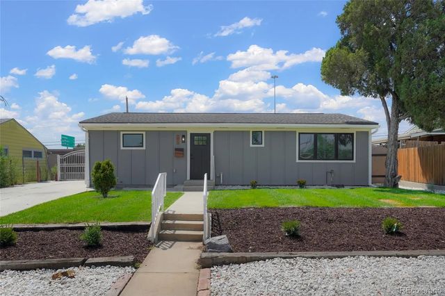 820 Bronco Road, Denver