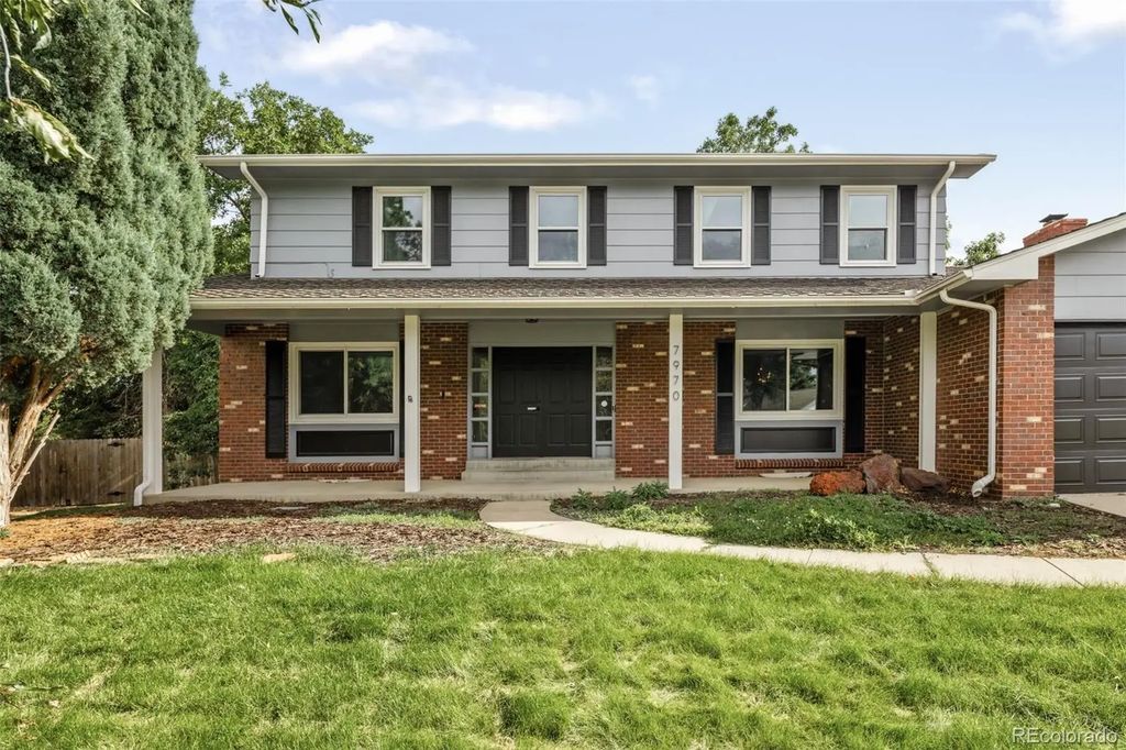 7970 S Poplar Way, Centennial