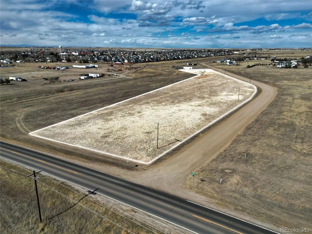 Colfax Avenue, Strasburg