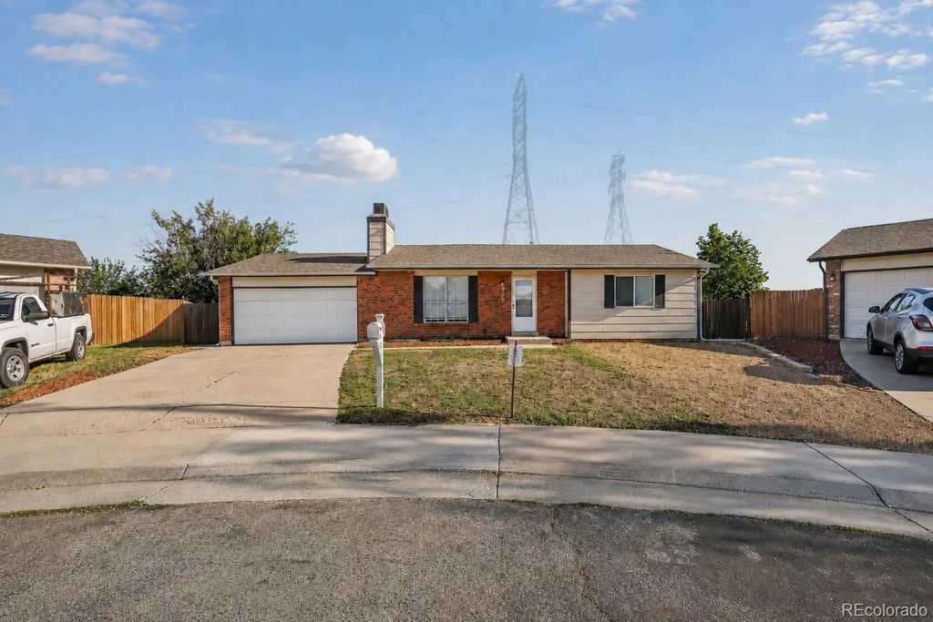 1902 S Truckee Street, Aurora