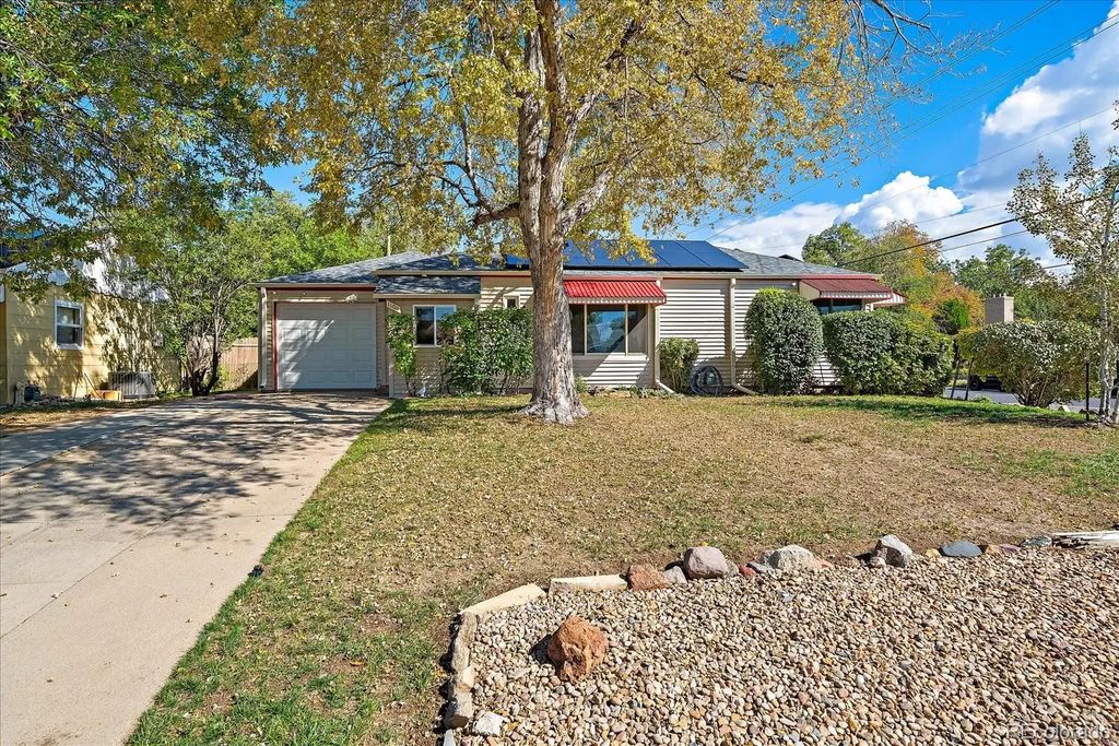 1100 Lansing Street, Aurora