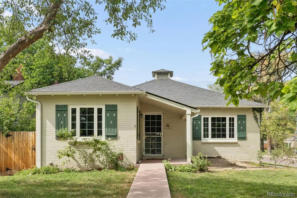 695 Dahlia Street, Denver