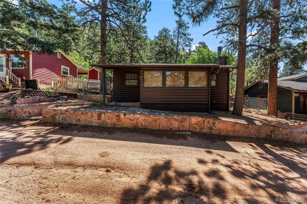 8234 W Highway 24, Cascade