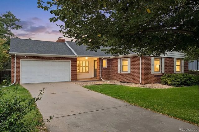 3445 S Bellaire Street, Denver