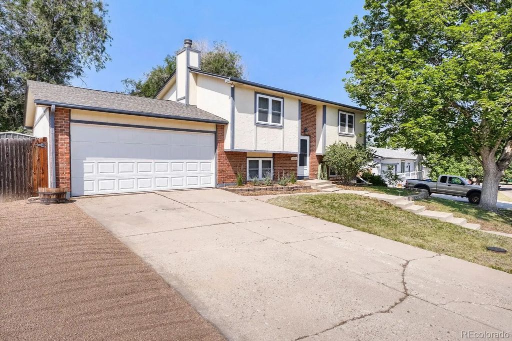 16670 E Tufts Avenue, Aurora