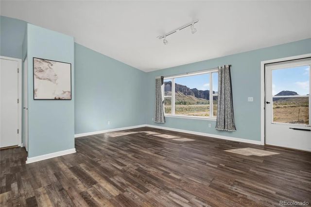 416 E Cedar Avenue, Hot Sulphur Springs