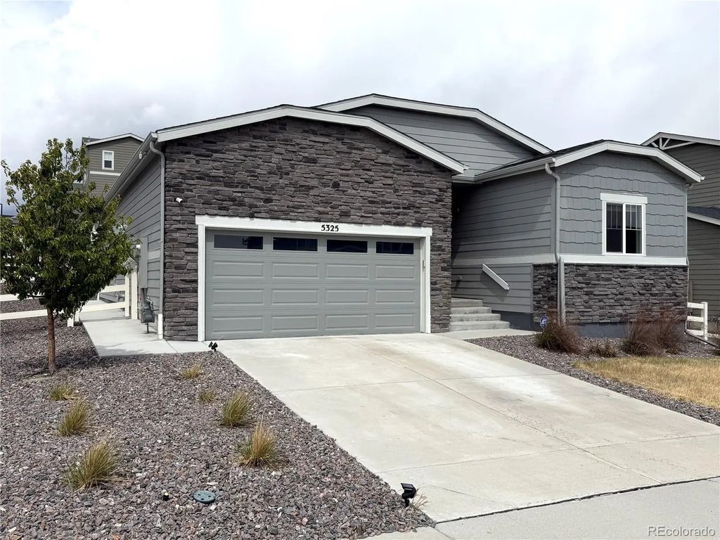 5325 Trails Edge Lane, Castle Rock