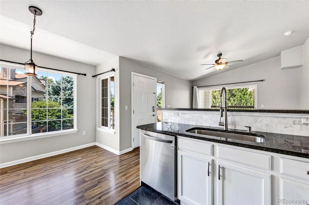 9992 E Idaho Circle 201, Aurora