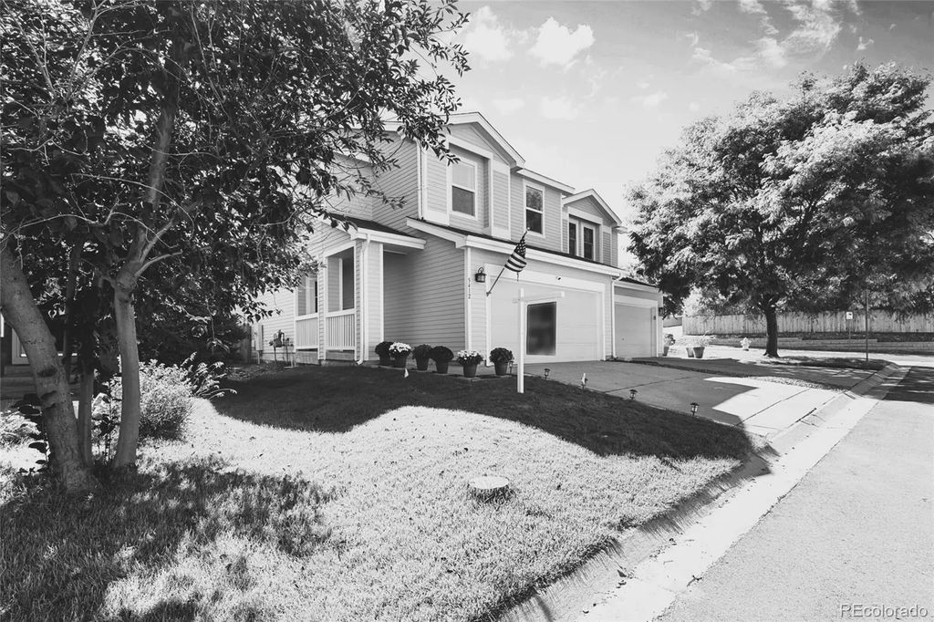 5412 S Quatar Circle, Aurora