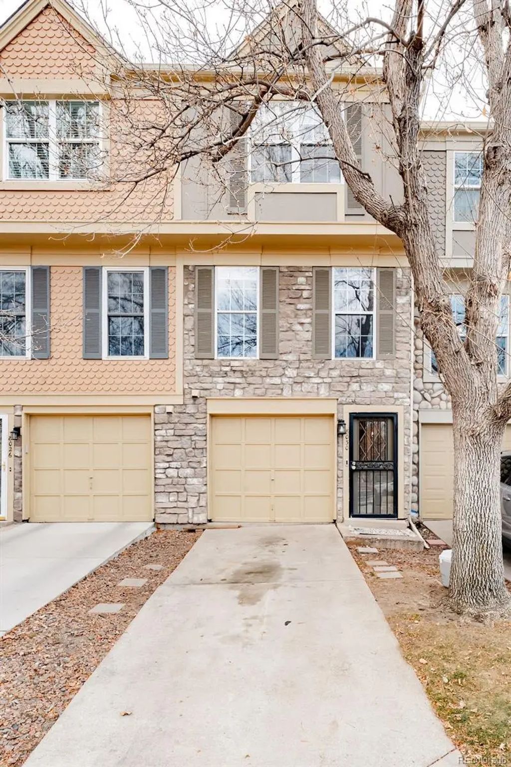 8030 S Columbine Court, Centennial