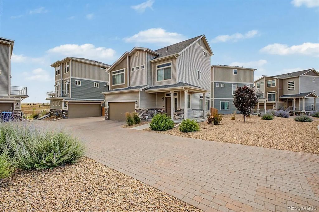 13676 E 101st Avenue, Commerce City