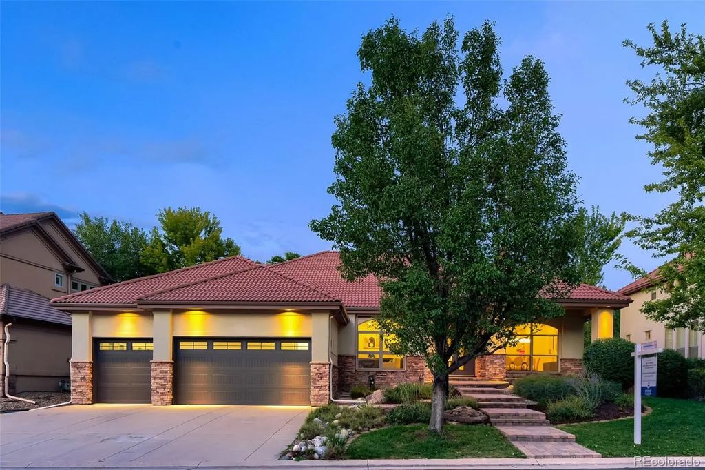 9430 S Silent Hills Drive, Lone Tree