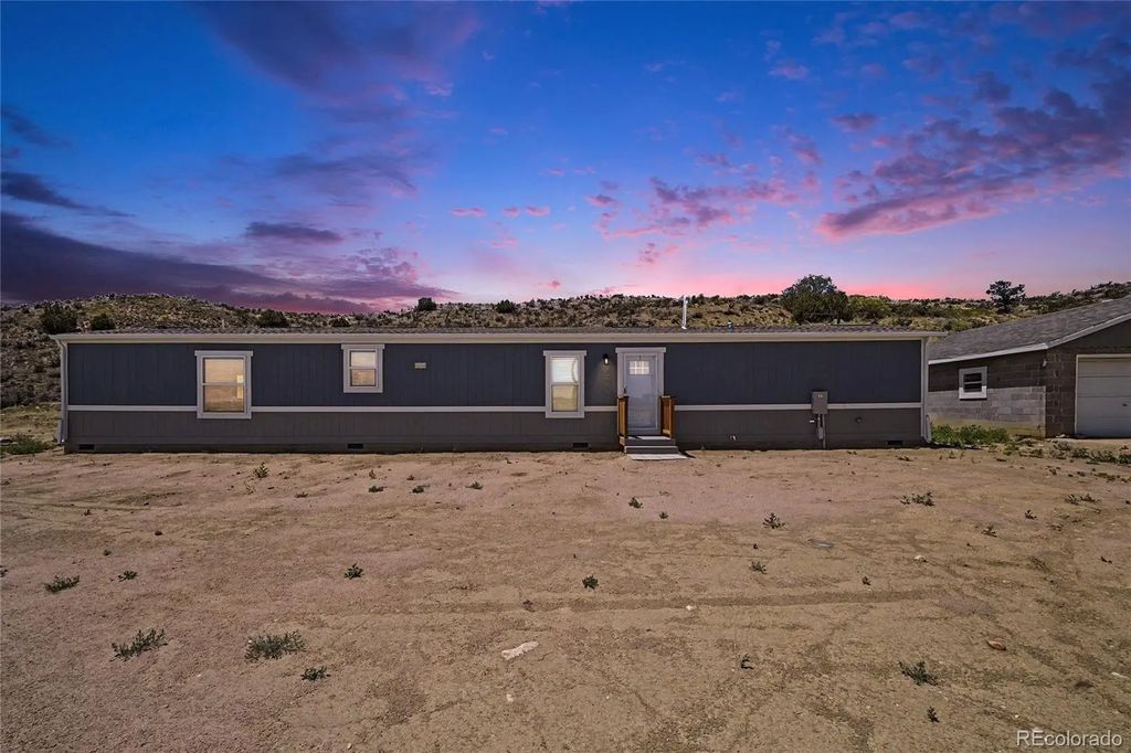 5595 N Interstate 25, Pueblo