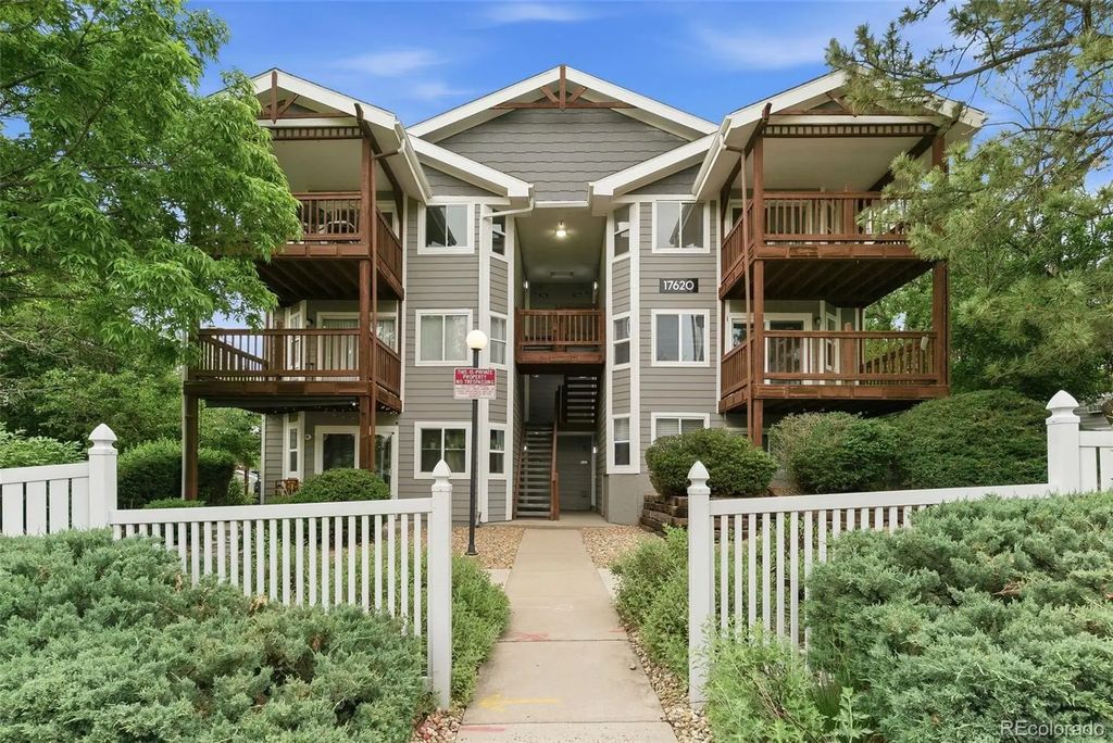 17620 E Loyola Drive 1722r, Aurora