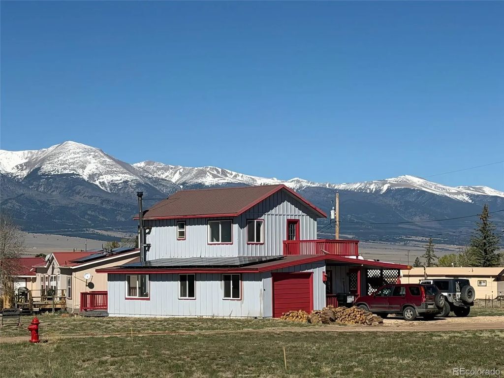 715 2nd Street, Silver Cliff