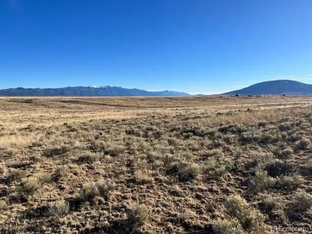 110 Delaware Trail, San Luis