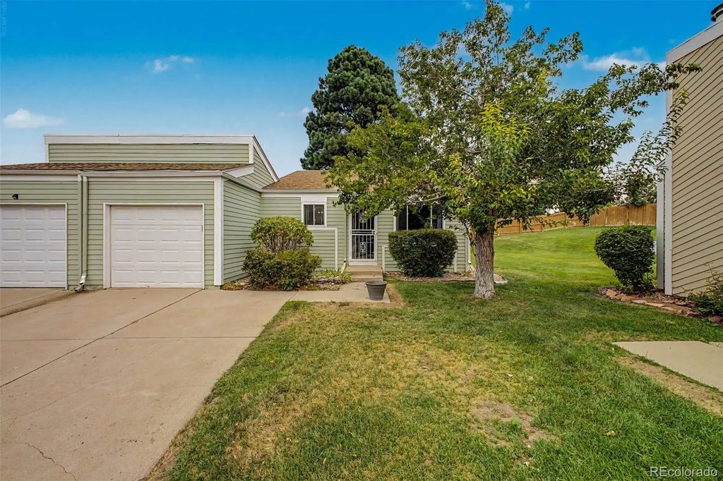 16425 E Radcliff Place B, Aurora
