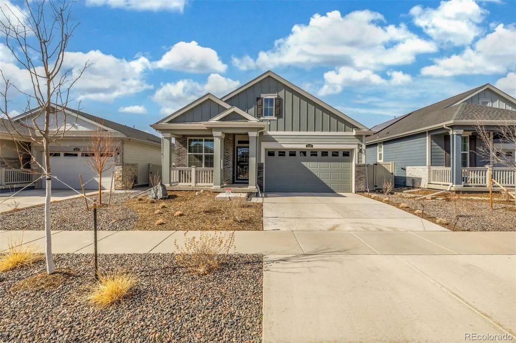 5125 N Quemoy Street, Aurora