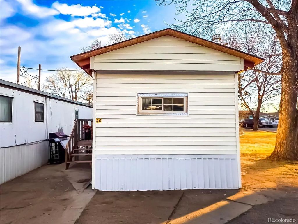 6694 Highway 2, Commerce City
