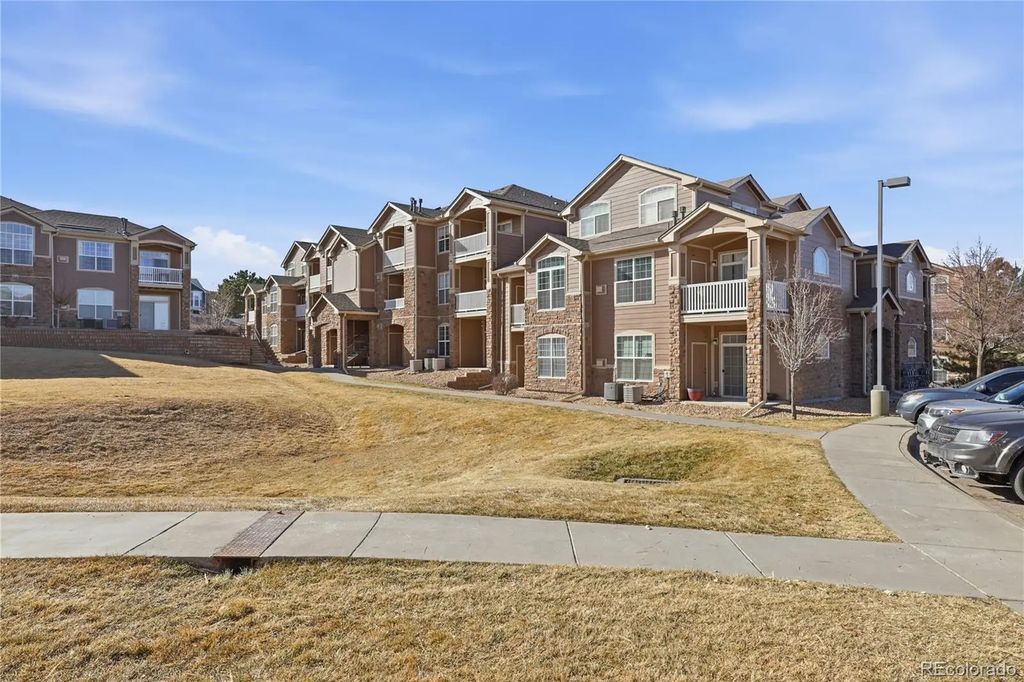 7440 S Blackhawk Street 14-305, Englewood
