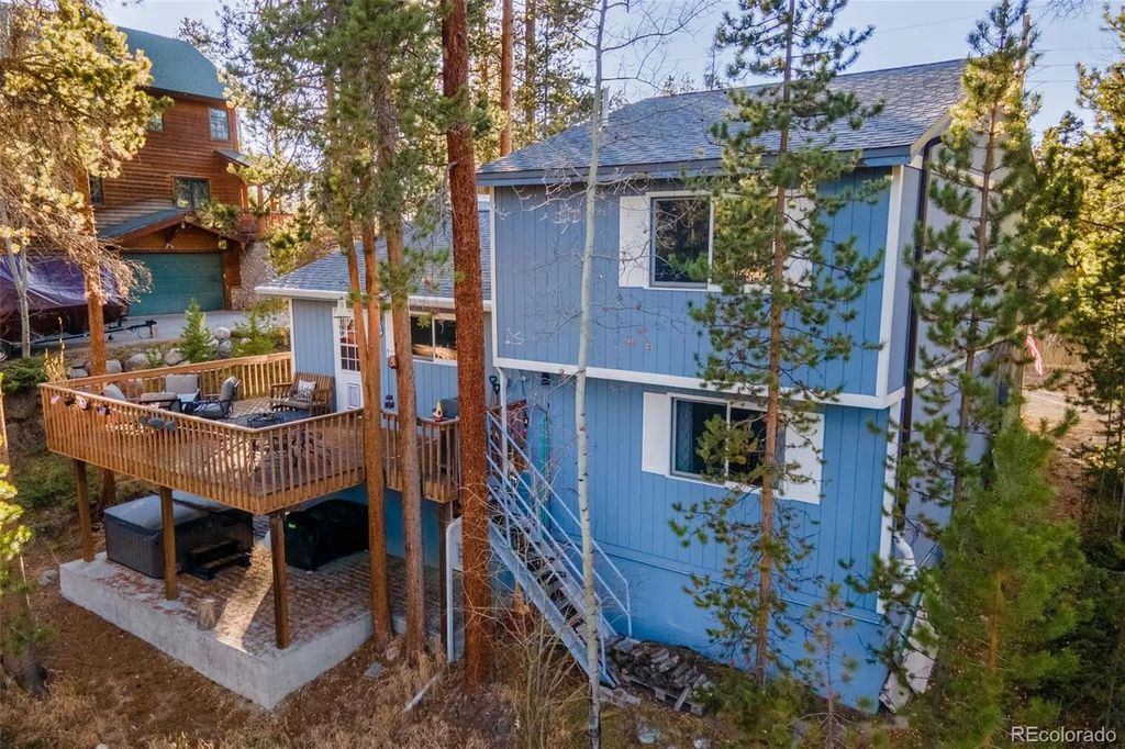 906 Tallaqua Drive, Grand Lake