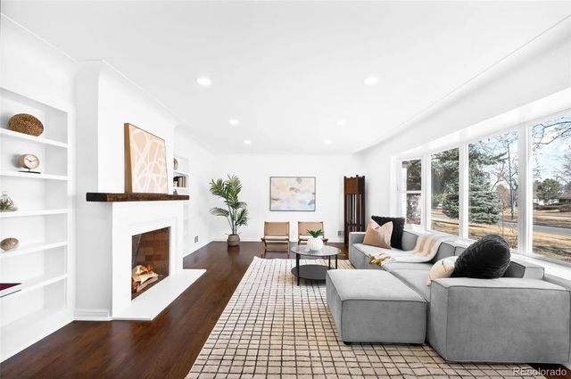3035 N Monaco Parkway, Denver