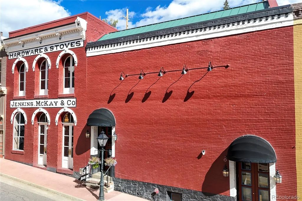 110 Lawrence Street, Central City