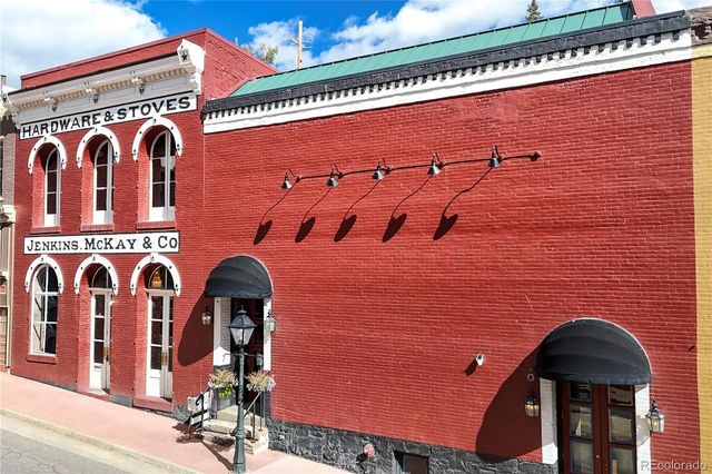 110 Lawrence Street, Central City