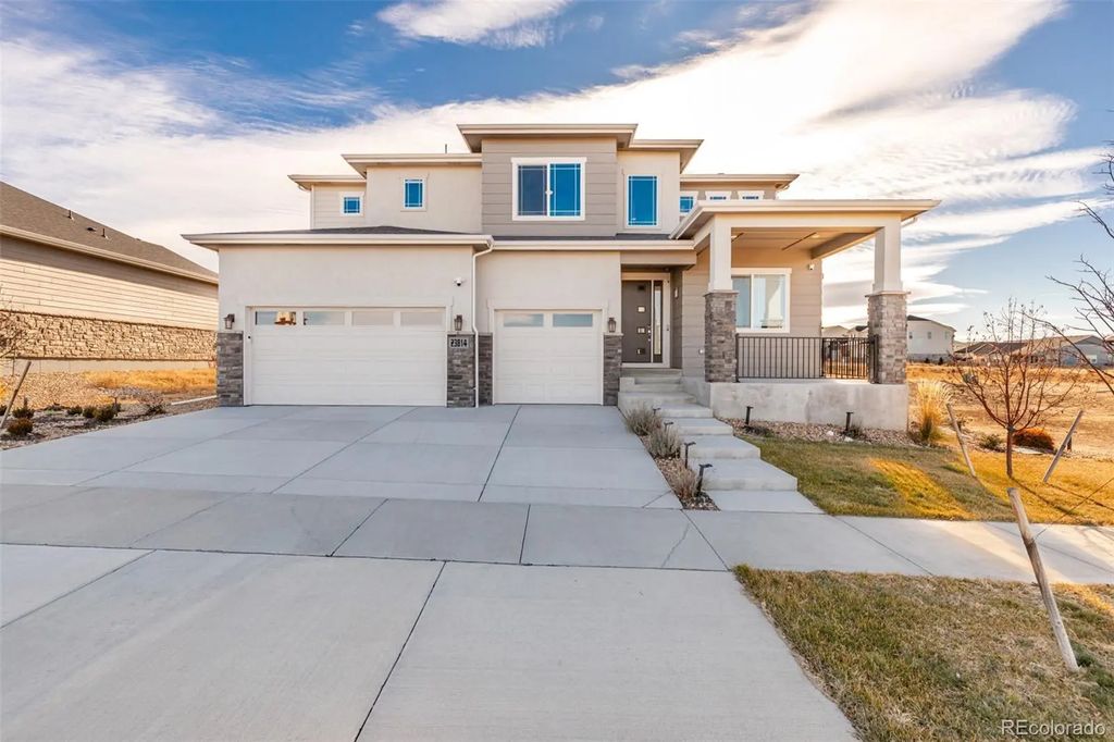 23814 E 36th Place, Aurora