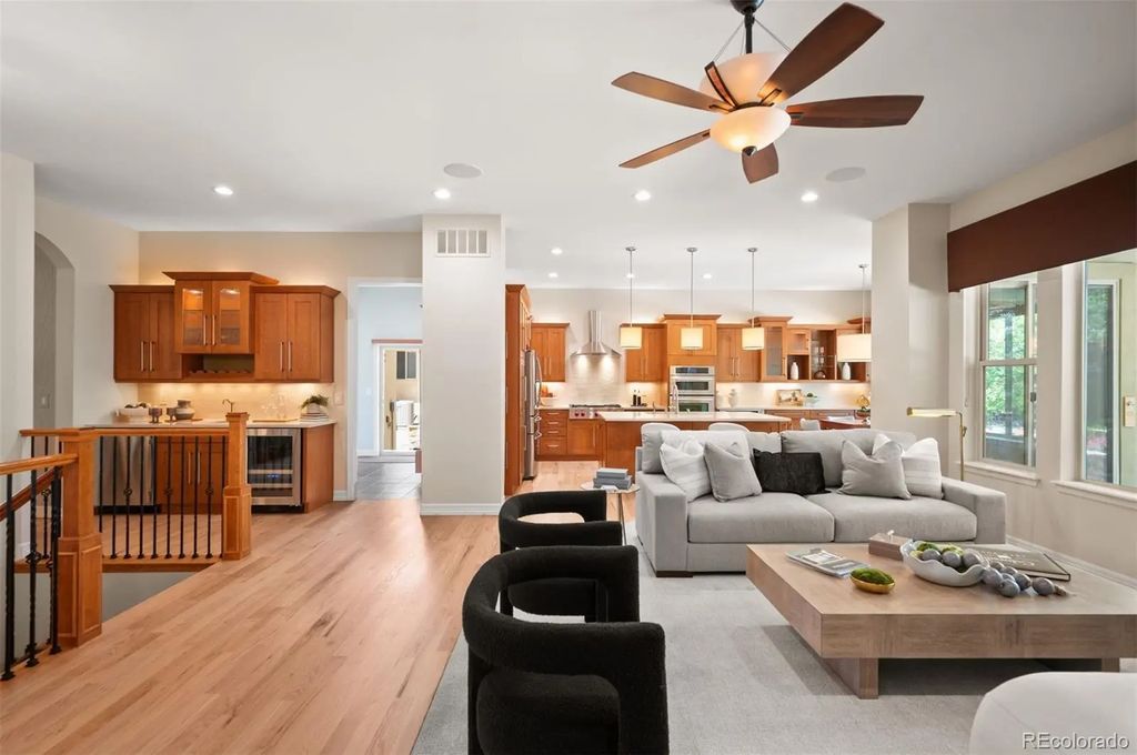 5980 S Race Court, Centennial