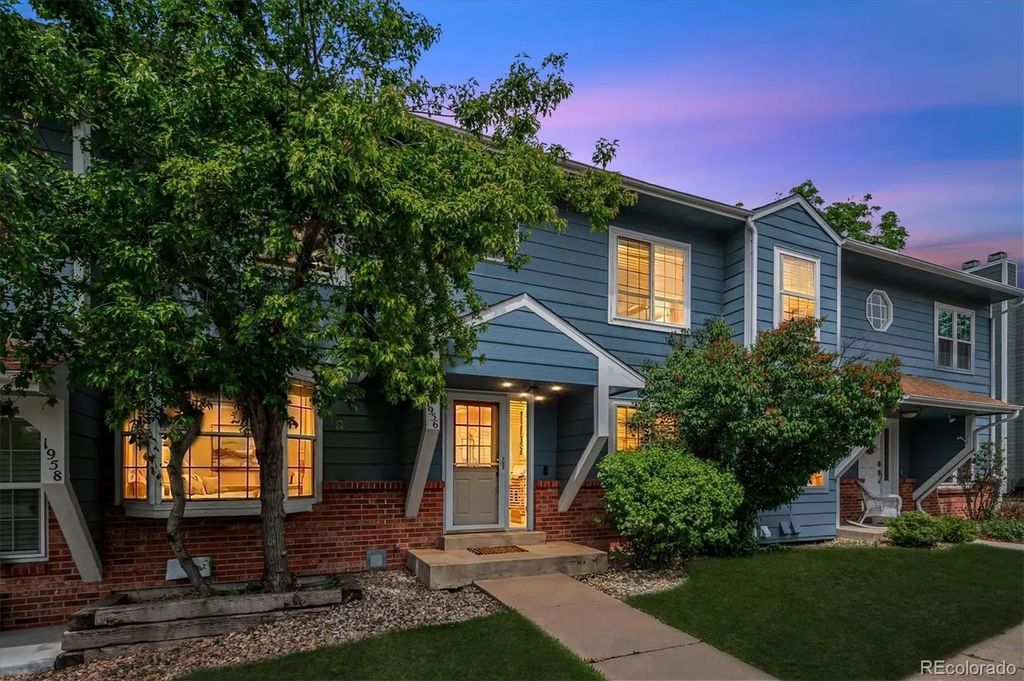 1956 S Balsam Street, Lakewood