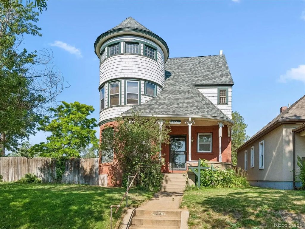 4827 Lowell Boulevard, Denver