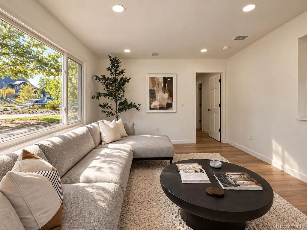 1505 W Alaska Place, Denver