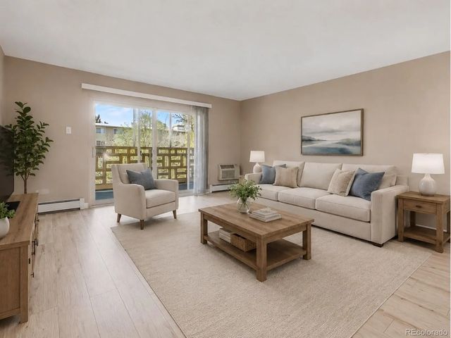 605 S Alton Way 12c, Denver