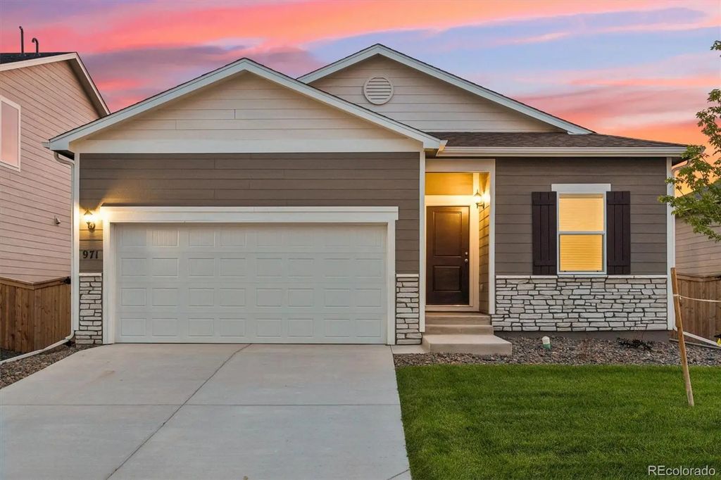 971 Cascade Falls Street, Severance
