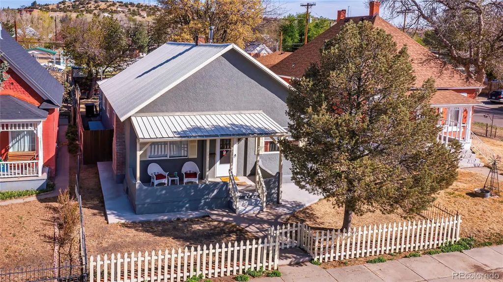 232 E 6th Street, Walsenburg
