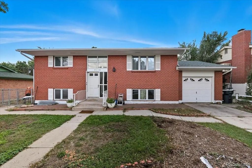 4119 Palmer Park Boulevard, Colorado Springs