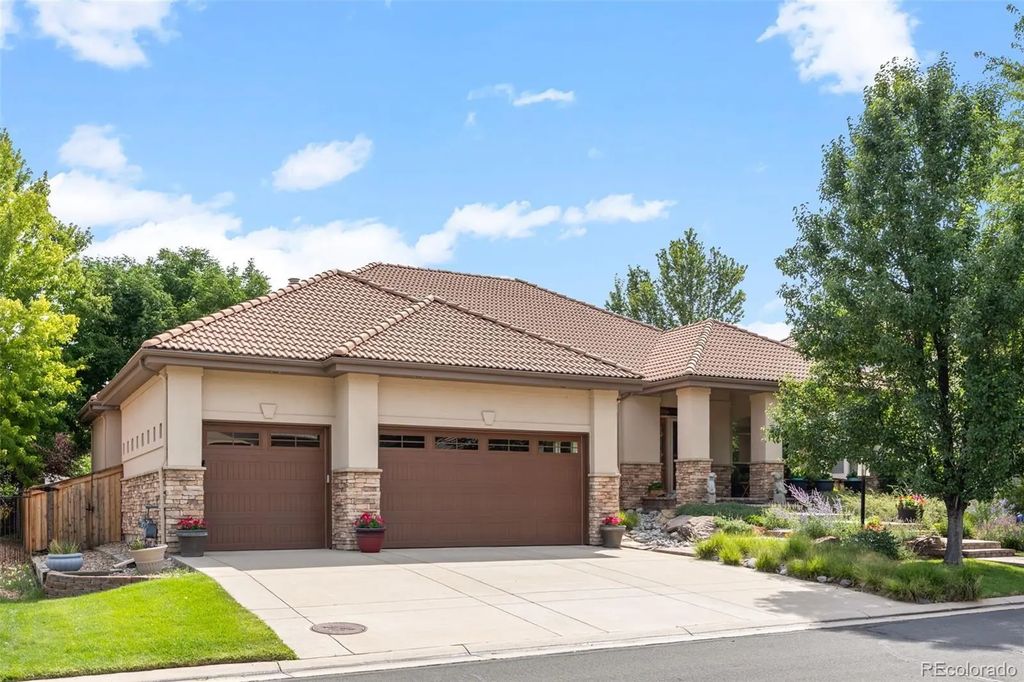 9430 S Silent Hills Drive, Lone Tree
