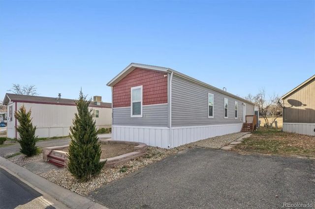 9400 Elm Court, Denver