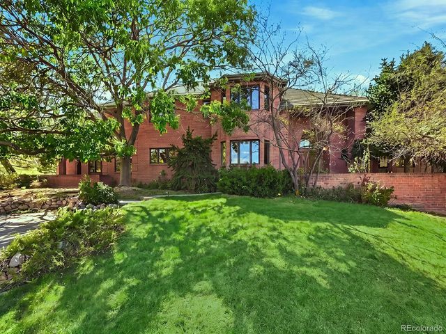 26 Red Fox Lane, Littleton
