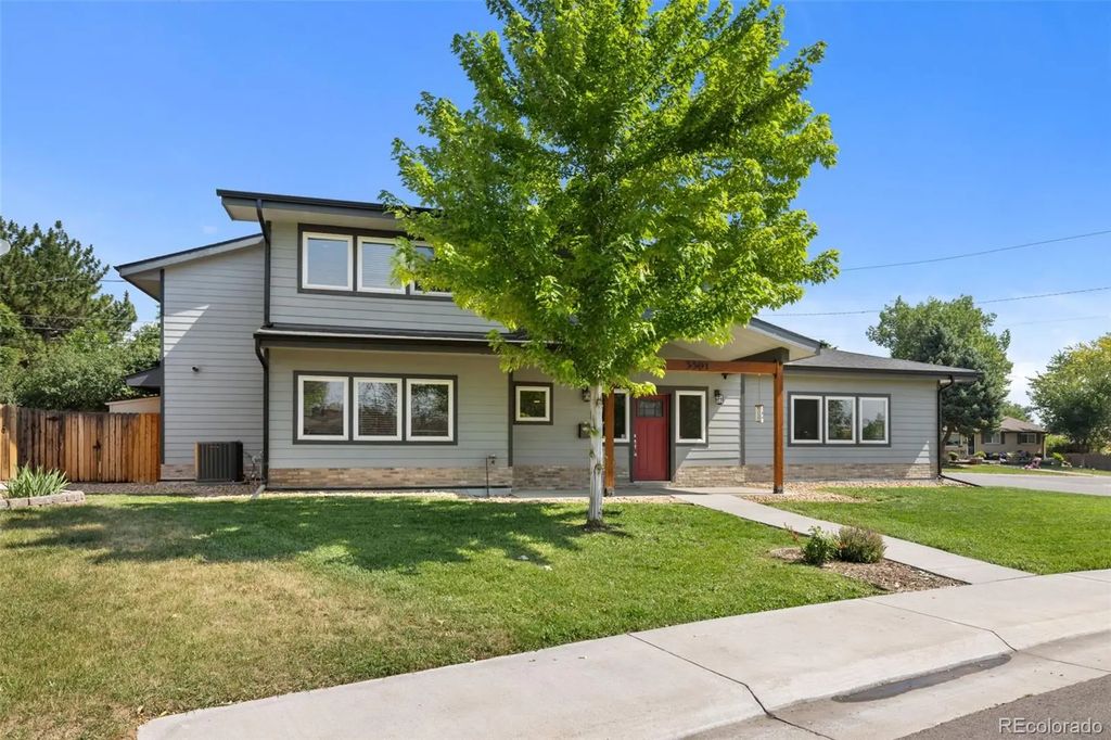 3301 W Union Avenue, Englewood