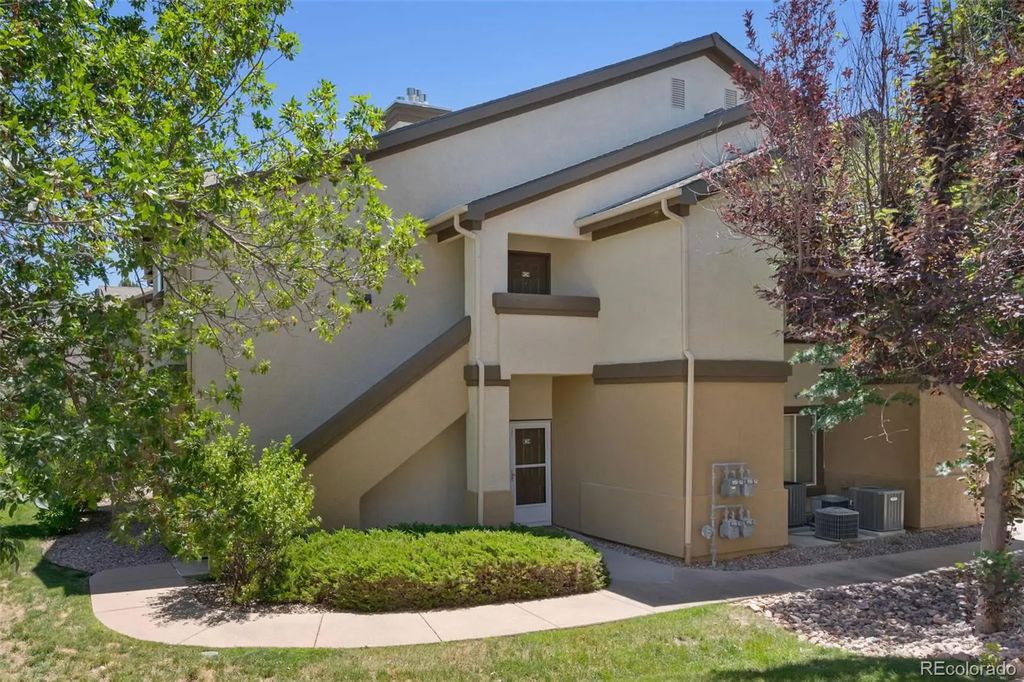 3831 Riviera Grove 102, Colorado Springs